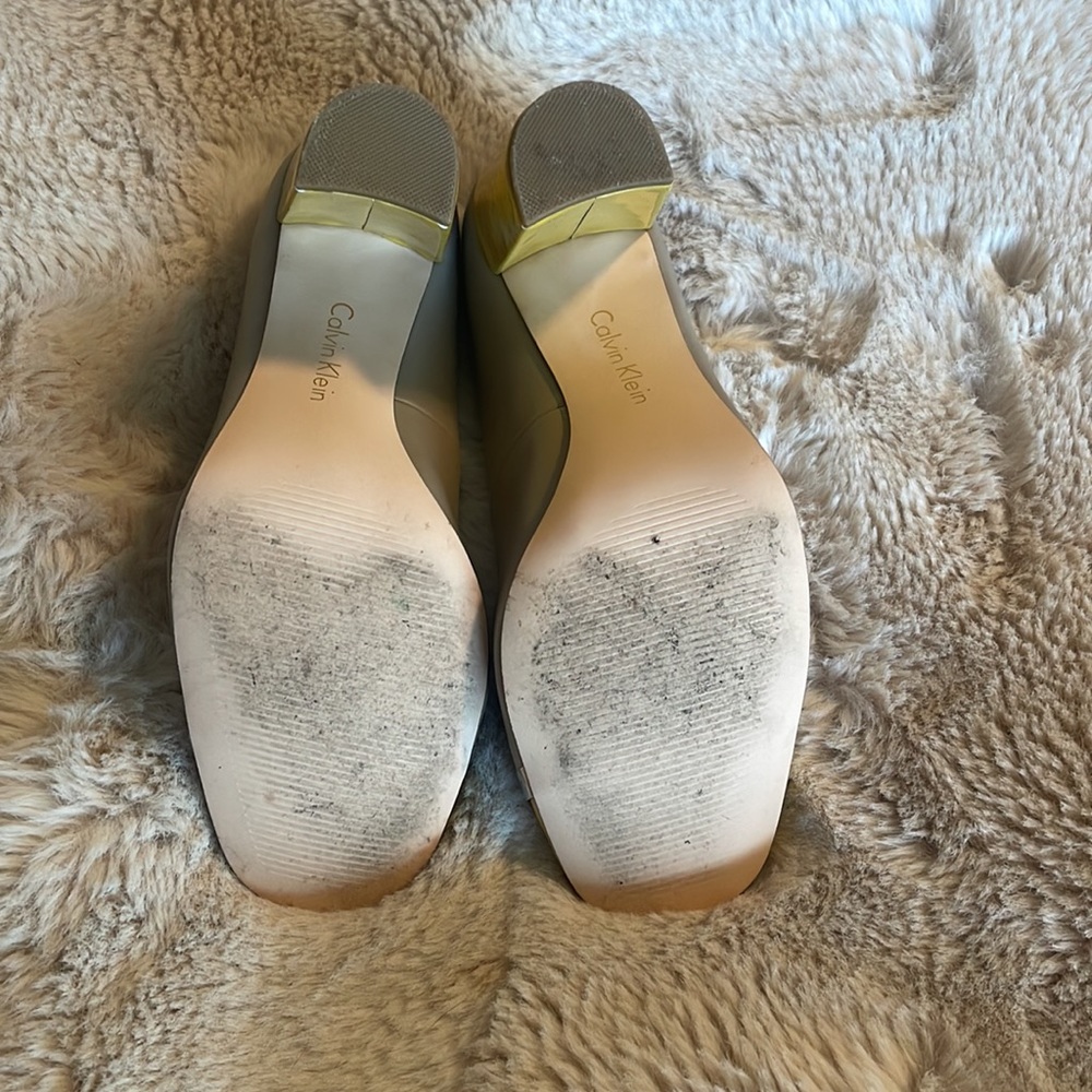 Calvin Klein Blaine Pump - Picture 2 of 8